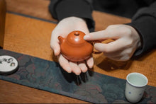 Load image into Gallery viewer, Zhaozhuang's top grade Zhu Ni Xiaowendan/赵庄极品朱泥小文旦