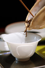 Load image into Gallery viewer, 2007 Yunnan Dianhong "Jinhao Black Tea" customized tea in Shenzhen Stock Exchange.