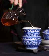 Load image into Gallery viewer, Chai kiln hand-painted blue and white slag bucket 300ml