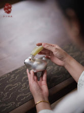 Load image into Gallery viewer, Pre-order/Limited Edition 9999 Sterling Silver Rabbit Silver Pot