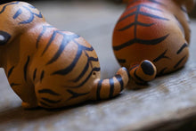 Load image into Gallery viewer, 🐯 Tiger tea pet Yuan Kuang Duan Ni
