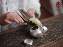 Load image into Gallery viewer, Pre-order/Limited Edition 9999 Sterling Silver Rabbit Silver Pot