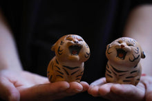 Load image into Gallery viewer, 🐯 Tiger tea pet Yuan Kuang Duan Ni