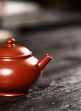 Load image into Gallery viewer, Zhu Ni Ju Lun Zhu 210cc, handmade by Master Hui Xiangyun.