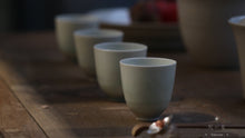 Load image into Gallery viewer, Jingdezhen thin tire smelling tea cup