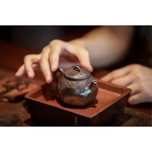 Load image into Gallery viewer, Jingdezhen kneading "wood-burning purple sand teapot"