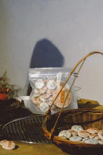 Load image into Gallery viewer, 2009 Old White Tea Yuan Man( 圆满 )