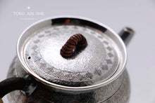 Load image into Gallery viewer, San Zu Ding Li Pao Cha sterling silver teapot