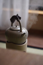 Load image into Gallery viewer, Powder-raised beam pot, tea raising and opening, capacity of about 550ml, carbon stove, electric ceramic stove, open fire can be used