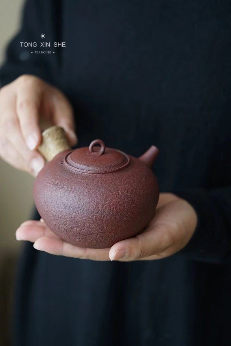 Pots and Tea: Ceramic Kettles on Fire