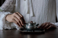 Load image into Gallery viewer, San Zu Ding Li Pao Cha sterling silver teapot