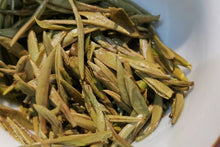 Load image into Gallery viewer, Charcoal Bai Hao Yin Zhen