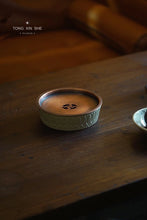 Load image into Gallery viewer, Copper covered lotus petals Hu Cheng base diameter 13.5cm diameter 16cm height 4.7cm