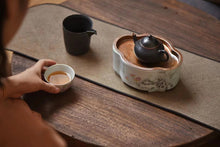 Load image into Gallery viewer, "Hand-painted Wangyou Flower Lake Stone Bronze Tea Boat" / "Popular Poems and Old Rock Clay Meng Chen Teapot"