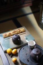 Load image into Gallery viewer, Jingdezhen hand-kneaded purple clay pot