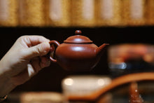 Load image into Gallery viewer, Lao Zhu Ni Shui Ping Teapot 100cc/120cc