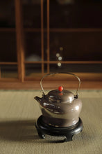 Load image into Gallery viewer, "Saihong" sterling silver kettle