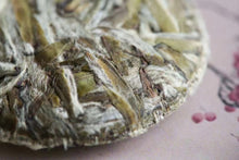 Load image into Gallery viewer, 2021 Pekoe Silver Needle Cookies/Gift Box