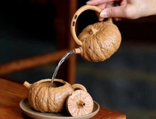 Load image into Gallery viewer, Lifting beam pumpkin teapot/pumpkin teapot