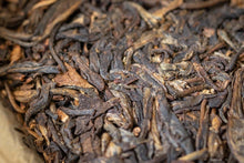 Load image into Gallery viewer, 2002 Fu Hai Tea Factory Green Seal Pu'er Shengtea