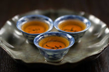 Load image into Gallery viewer, 2005 Aging Gao Cong Shui Xian 陈年水仙