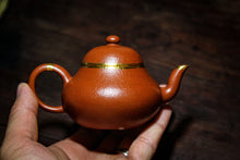Load image into Gallery viewer, Solid gold decoration "Small coal kiln Zhu Ni pear shape"
