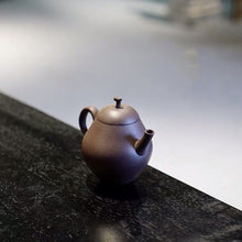 Load image into Gallery viewer, Li Shi Teapot