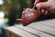 Load image into Gallery viewer, The classic vermilion clay pot "Li Hat Teapot"/"Wendan Teapot" is re-engraved in the ancient method