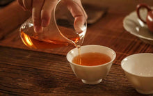 Load image into Gallery viewer, Yi Wu Puer Sheng tea in the nineties