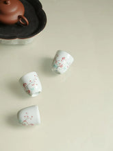 Load image into Gallery viewer, Tongxinshe Teahouse · Bone-Free Color Plum &amp; Bamboo "Double Purity" Fragrance-Sniffing Cup /梅竹双清闻香杯
