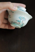 Load image into Gallery viewer, Tongxinshe Teahouse | Doucai Auspicious Cloud Gaiwan: An Elegant and Auspicious Tea Ceremony Affair
