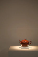Load image into Gallery viewer, Tongxin She Teahouse Collection | Hand‑crafted by Lu Xinjian · Premium Zhuni Da Hong Pao Squirrel‑Grapes Teapot/松鼠葡萄🍇
