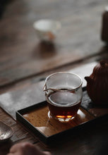 Load image into Gallery viewer, Exploring the Realm of Tea: The &quot;Qingpingyue&quot; Portable Tea Set at Tongxin She Teahouse
