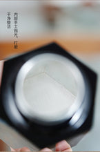 Load image into Gallery viewer, Tongxin She Lacquer-Pure Tin Tea Caddy: An Elegant Tea Storage Vessel, A Legacy of Beauty
