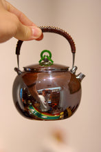 Load image into Gallery viewer, Tongxinshe Teahouse Launches New Mirror-Finished Pure Silver Teapot | A Treasure from Hongji: Premium for Boiling Water, Noble for Brewing Tea
