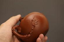 Load image into Gallery viewer, Tongxin She Teahouse Collection | Hand‑crafted by Lu Xinjian · Premium Zhuni Da Hong Pao Squirrel‑Grapes Teapot/松鼠葡萄🍇
