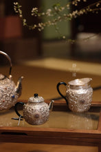 Load image into Gallery viewer, The Auspicious and Propitious Pure Silver Tea Set: A Pinnacle of Tea Culture and Traditional Crafts
