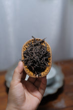 Load image into Gallery viewer, 1975 Yiwu wild tree old raw Pu&#39;er
