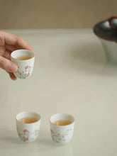 Load image into Gallery viewer, Tongxinshe Teahouse · Bone-Free Color Plum &amp; Bamboo "Double Purity" Fragrance-Sniffing Cup /梅竹双清闻香杯
