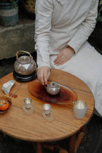 Load image into Gallery viewer, The Beauty of the Silver Teapot in the Autumn Courtyard&#39;s Elegant Rhyme/Qiu Ting pure silver teapot
