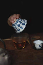 Load image into Gallery viewer, Jingdezhen Limited Edition &quot;Hand-painted Blue and White Poetry Set&quot;
