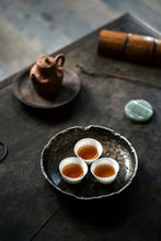 Load image into Gallery viewer, Tongxin She Teahouse Collection Qi Yun Peak Zhengyan Yu Qilin — Rare Heirloom Yancha 玉麒麟
