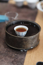Load image into Gallery viewer, Rare "Niurou" Launched | Tongxinshe Teahouse’s 2025 Niulan Keng Rou Gui with Two Charcoal-Roasted Versions, Presenting Authentic Rock Tea Flavor

