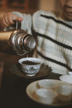 Load image into Gallery viewer, The Harmony of Tea Aroma and the Charm of Tea Ware: The Beauty of the Wuyi Mountain Ink-colored Porcelain Gaiwan with the Image of Matouyan
