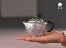 Load image into Gallery viewer, The Millennium - old Ingenuity in the Silver Teapot, Brewing a Good Taste of Time Dragon - soaring Gold - and - Silver Inlaid Pure Silver Teapot”
