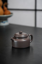 Load image into Gallery viewer, Master Selection | Huang Xueting Handmade Lao Zini Dizhiqing Dezhong Pot (150cc, Limited to 3 Pieces)
