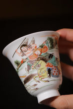 Load image into Gallery viewer, Imitation Kangxi Period Five-Colored Porcelain Cup Pair: The Romance of the Western Chamber Scenes
