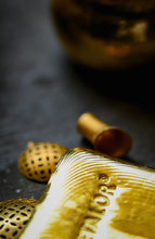 Load image into Gallery viewer, Tongxin She · Start of Spring Pure Gold Teapot | Limited One-of-a-Kind 100cc 120g Handcrafted Collection
