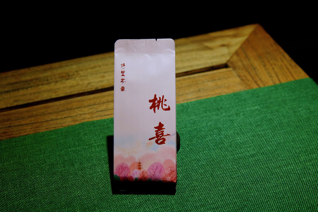 2024 Tao Xi Da Hong Pao (Peach Fragrance Da Hong Pao）桃喜大红袍。