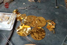 Load image into Gallery viewer, Tongxinshe Teahouse Recommendation | Hong Jike's Formless Pure Gold Teapot, an Intangible Cultural Heritage Masterpiece, a Rare Heirloom for Collection
